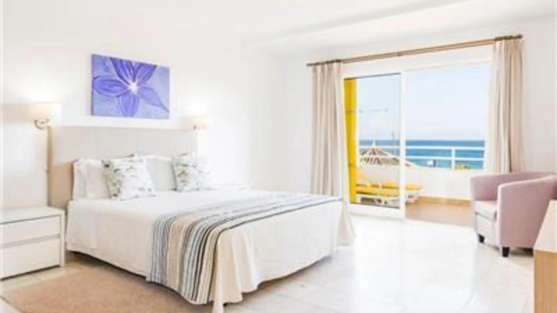 Bueatiful 1 Bedroom Sea View Portimao Apartment